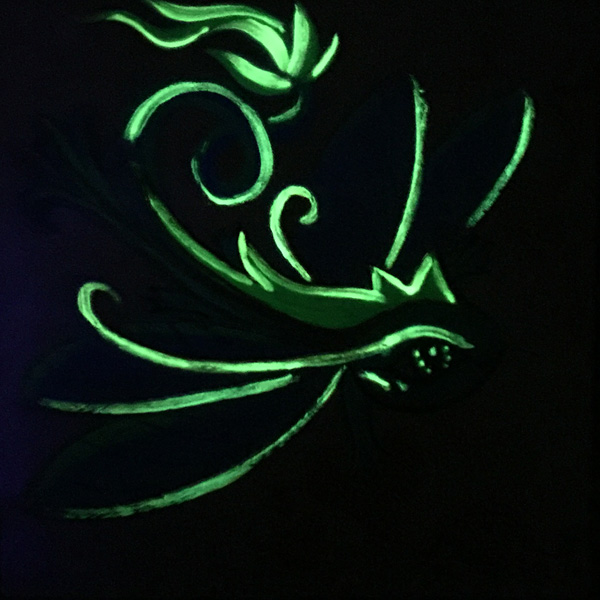 Dragonfly Dragon Glow