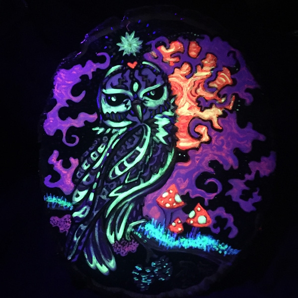 Cheshire Cat in Fern Alley UV